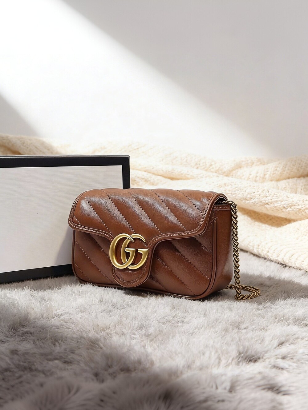 Gucci GG Marmont Super Mini Bag - Picture 5 of 6